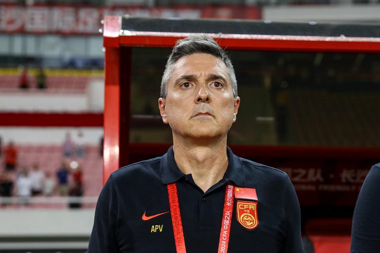 bob半岛体育平台-安东尼奥:只要我们沉下心来认真准备,2030年世界杯是有机会的